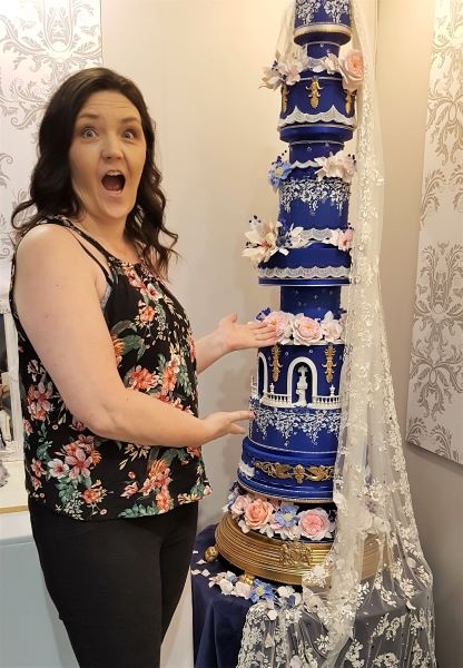Biggest Cake I ever made yet! 🍾 -Champagne & Framboise Cake- Was an honor  to be part of this wonderful reception 🥂 Hope the Cake was at t… |  Instagram