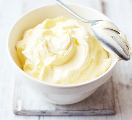 How to Stop Your Buttercream Melting on a Hot Day